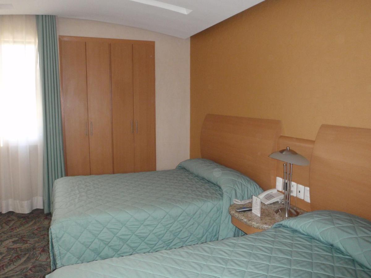 Hotel Plaza Las Fuentes San Juan San Juan Cuautlancingo Szoba fotó