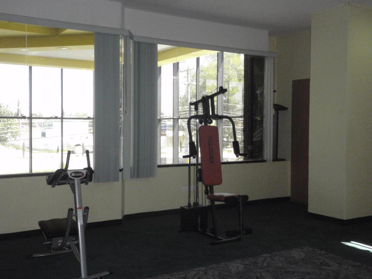 Hotel Plaza Las Fuentes San Juan San Juan Cuautlancingo Kültér fotó